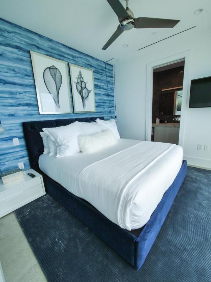Rum Point Club Residences Driftwood Village Dış mekan fotoğraf